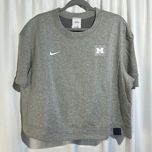 NWT Nike Women's Michigan Reversible Shirt Size XL